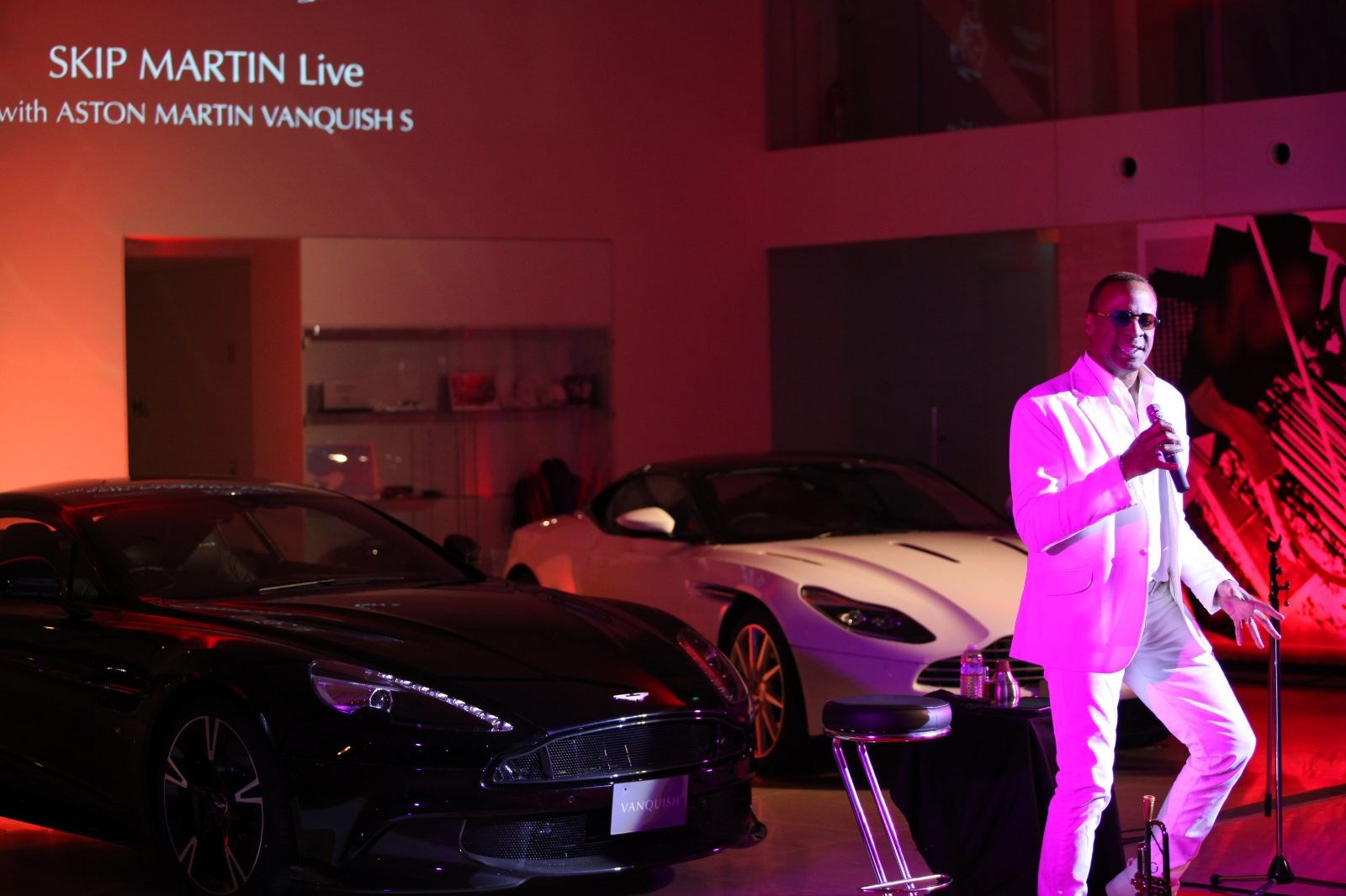 170402skip-martin-live-with-aston-martin-vanquish-s