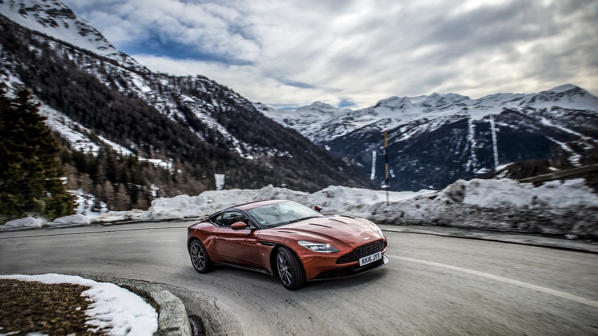 180126Art-of-Living_by_Aston-Martin-2018