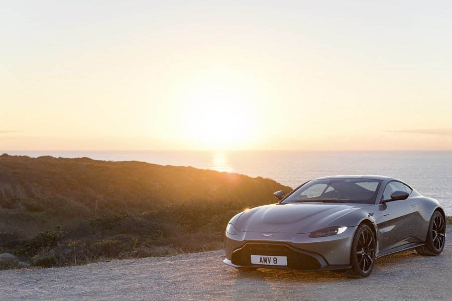 181201_aston_martin_new_vantage