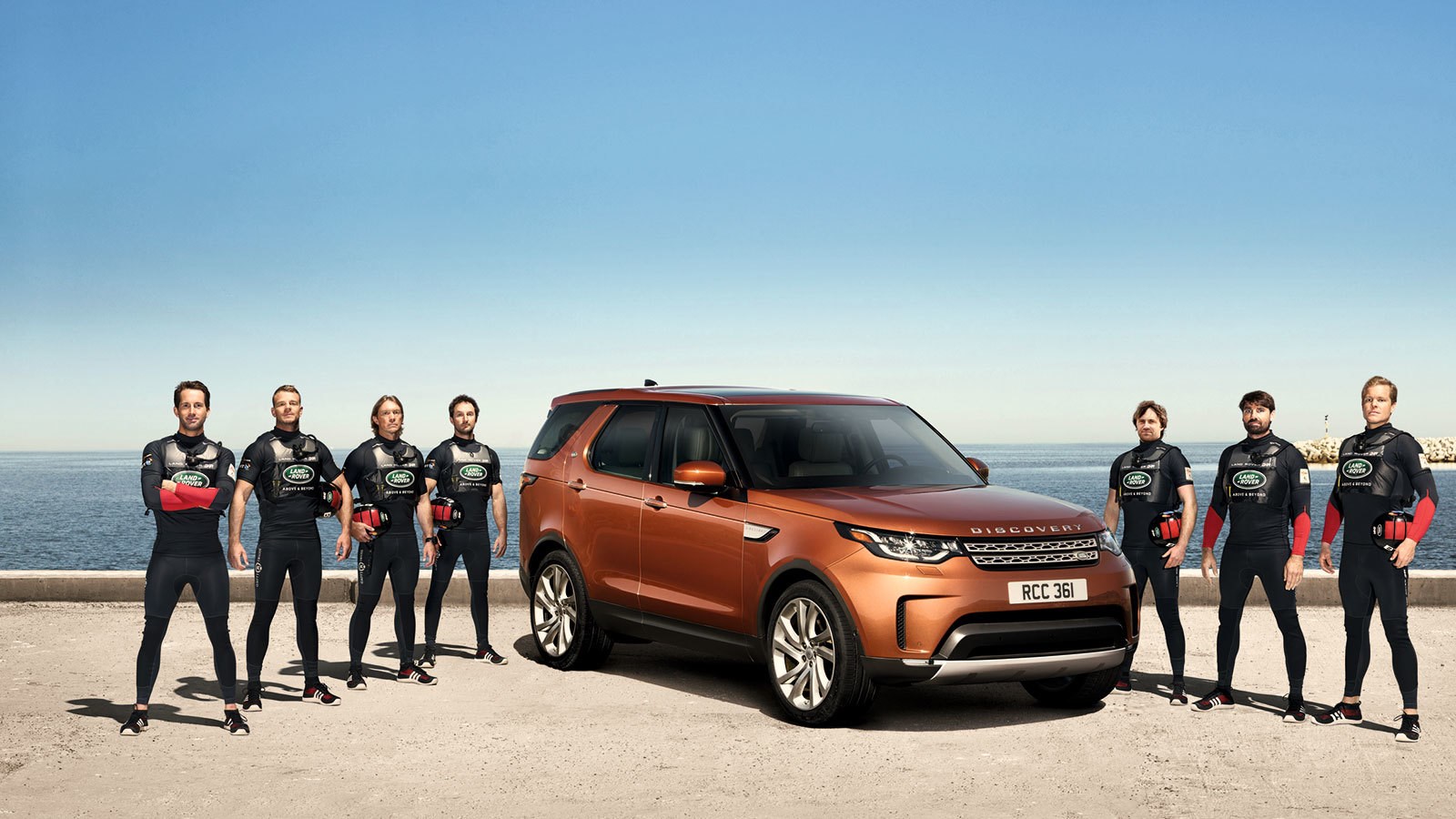 1704landrover-discovery-first-edition