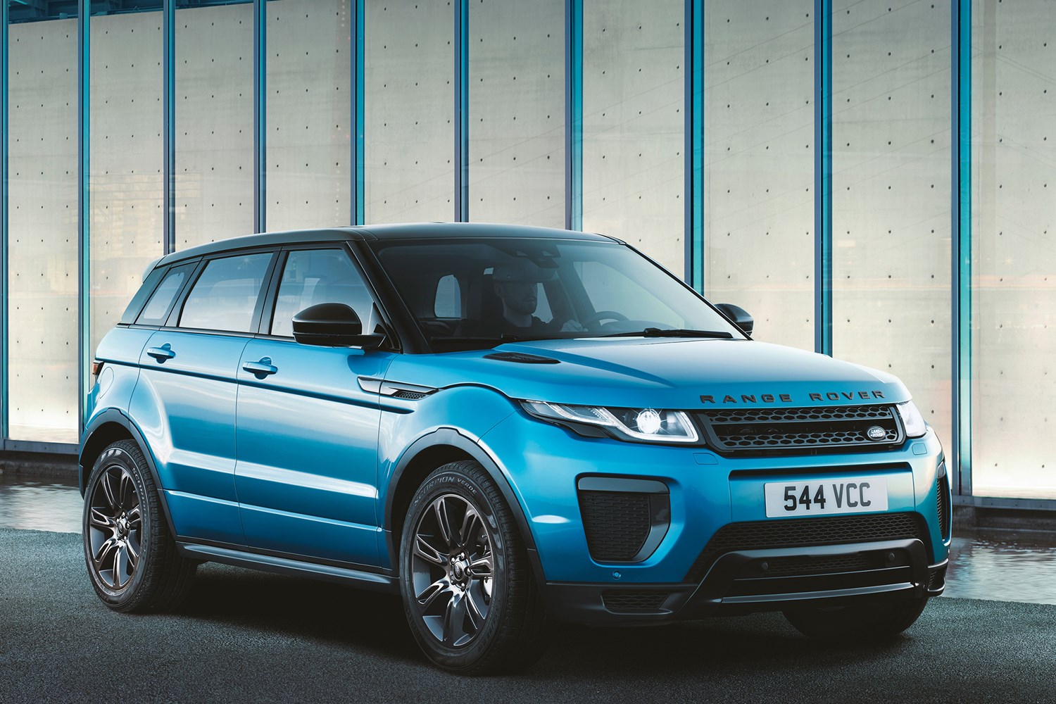 171124range-rover-evoque-diesel