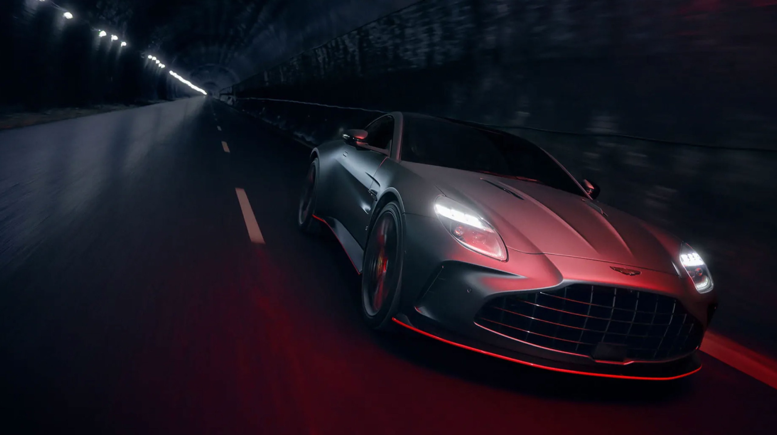 VANTAGE S