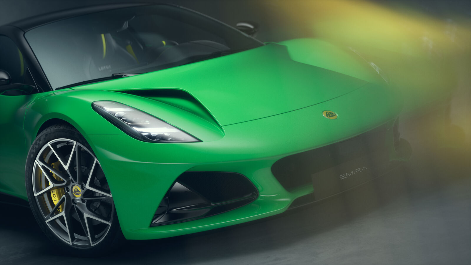 LOTUS EMIRA フロントイメージ