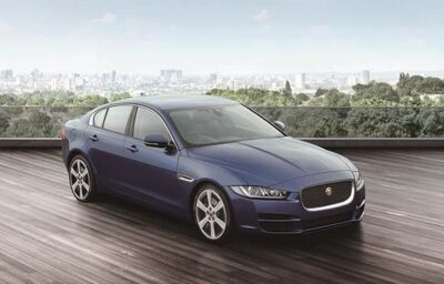 ジャガー、新型スポーツ・サルーン・モデル「XE」の特別仕様車「XE ADVANTAGE EDITION」を200台限定で本日より予約受注開始