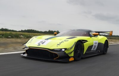 アストンマーティンVulcan AMR Pro　史上最もワイルドなアストンマーティンがさらに高性能に進化