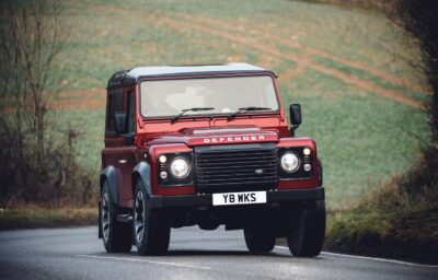 ランドローバー70周年記念～V8ガソリン・エンジンを搭載した「DEFENDER Works V8」を発表～