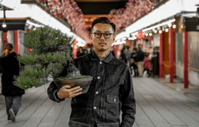 ランドローバー・ディーラー・アンバサダー 盆栽師・⼩島鉄平『TRADMAN'S BONSAI』 関⻄初の展覧会を京都の名勝・両⾜院にて開催